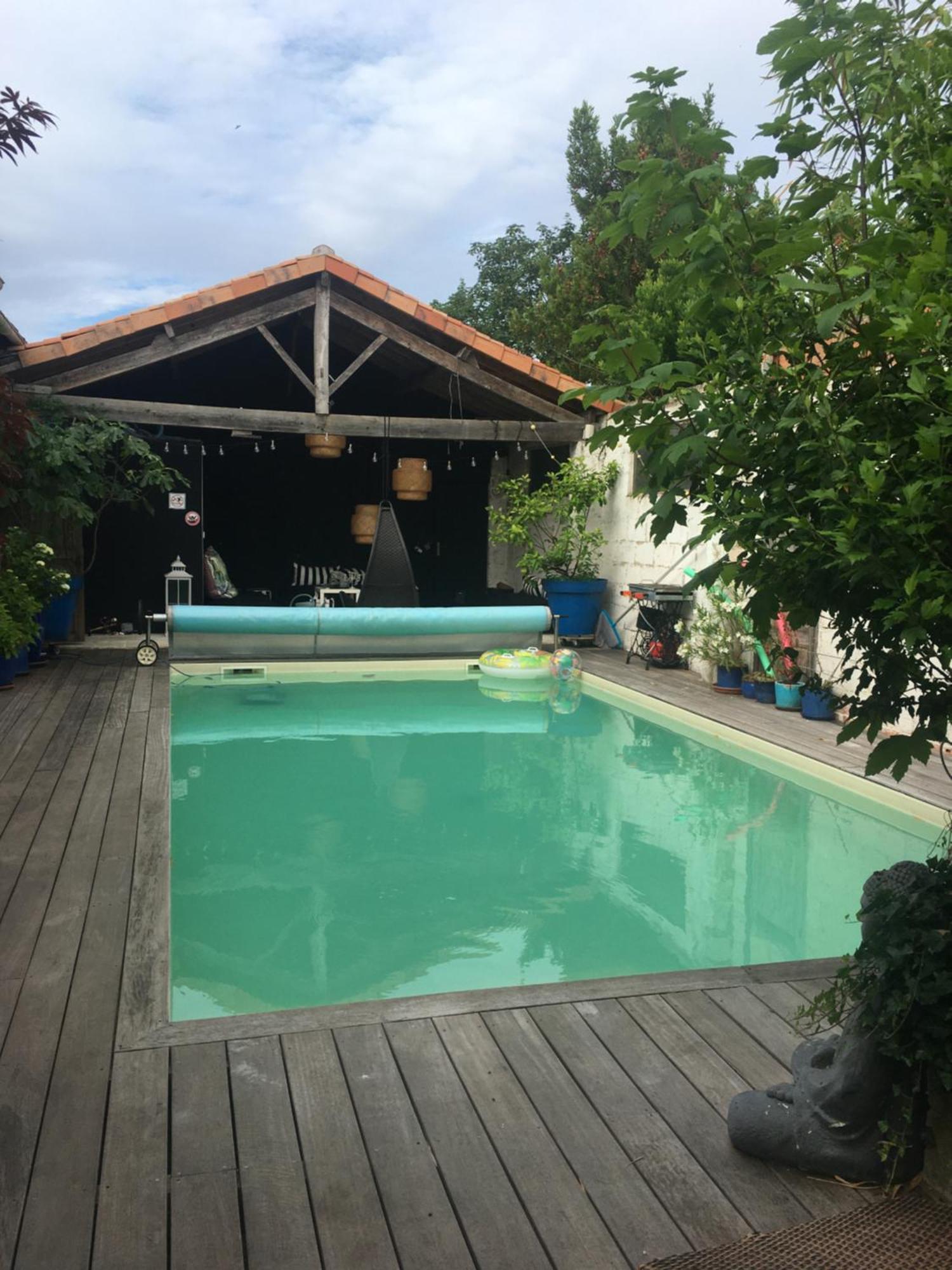Buky Palace Pons Kültér fotó